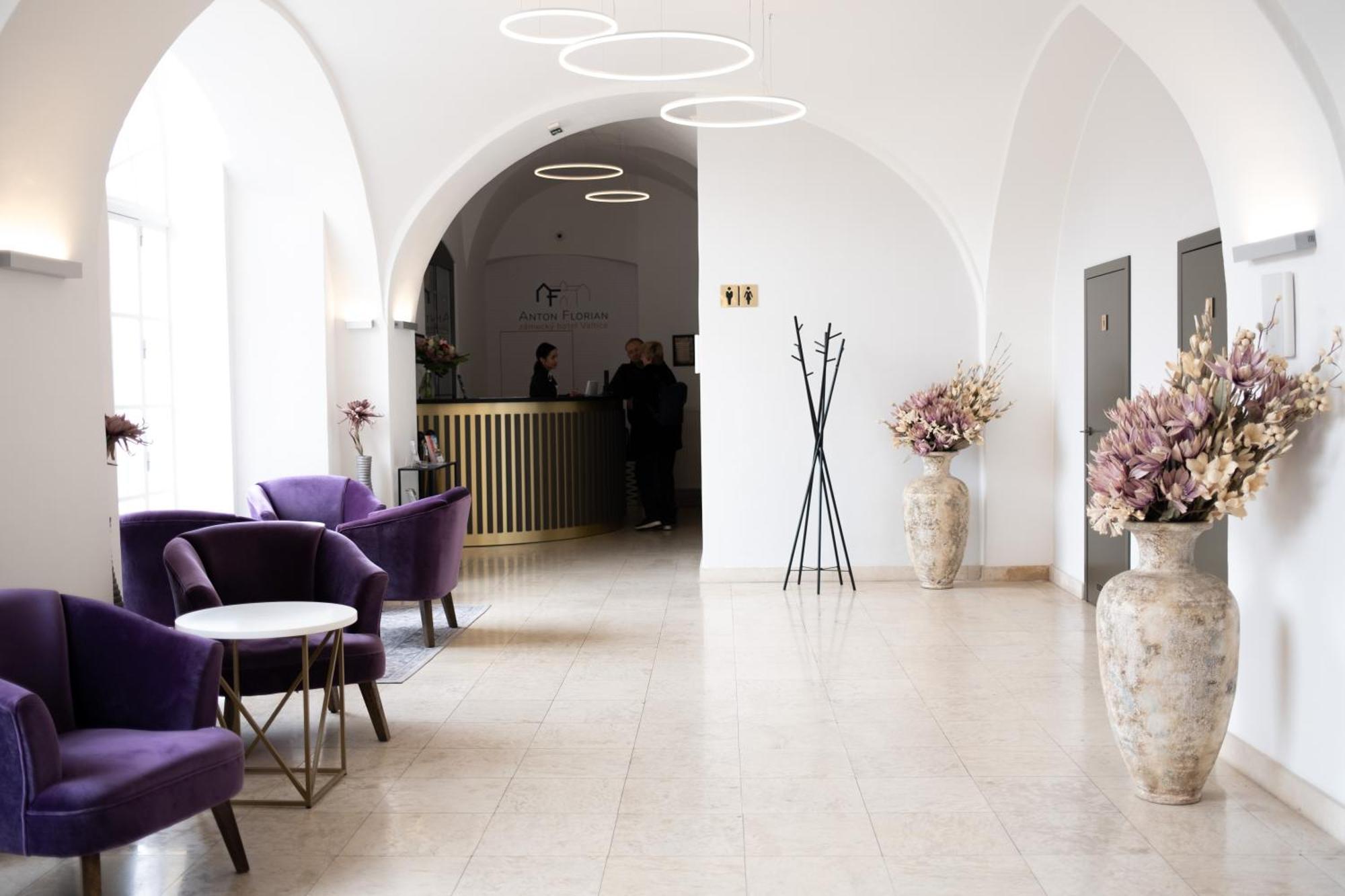 Zamecky Hotel Anton Florian 瓦尔季采 外观 照片