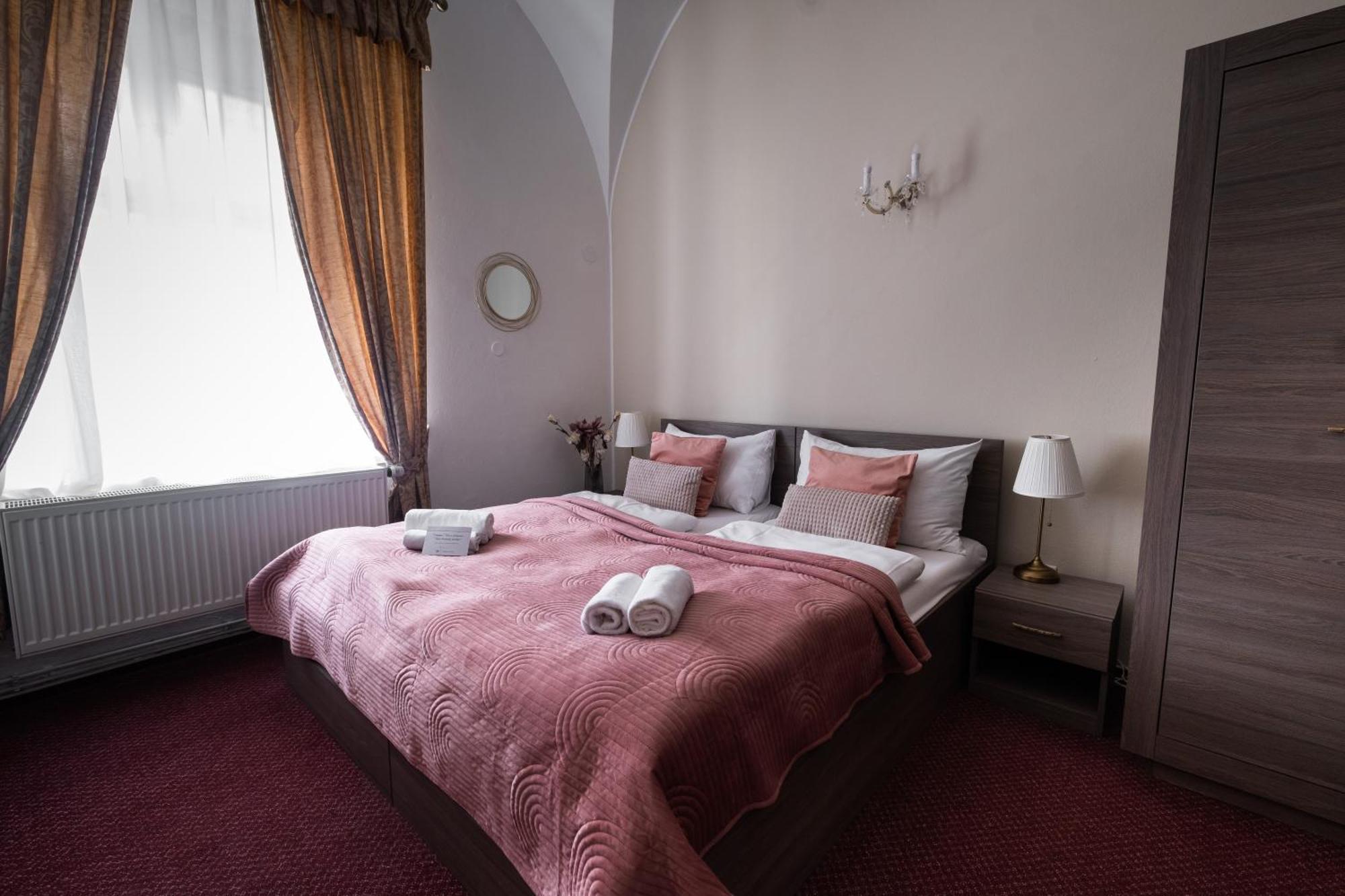 Zamecky Hotel Anton Florian 瓦尔季采 外观 照片
