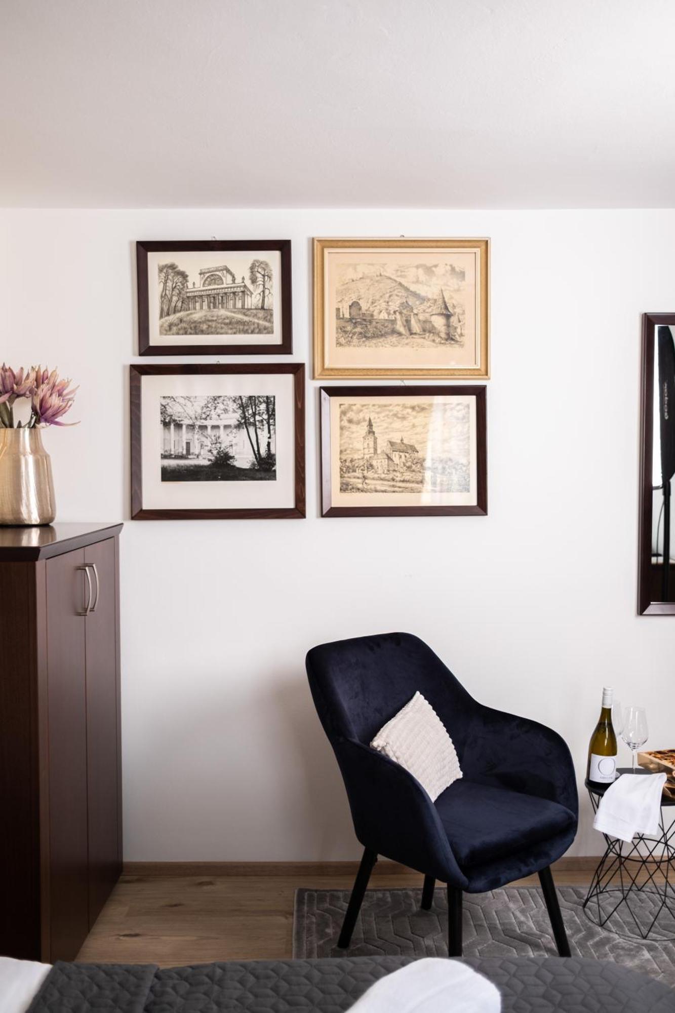 Zamecky Hotel Anton Florian 瓦尔季采 外观 照片